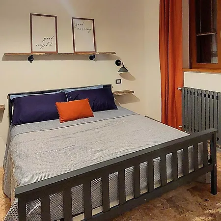 La Casa Di Angela Guest house